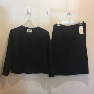 Black Kasper Pant Suit - G028